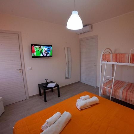 B&B Miramare Suite تارانتو المظهر الخارجي الصورة