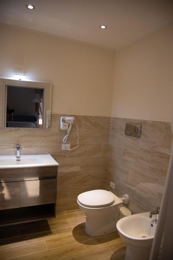 B&B Miramare Suite تارانتو المظهر الخارجي الصورة